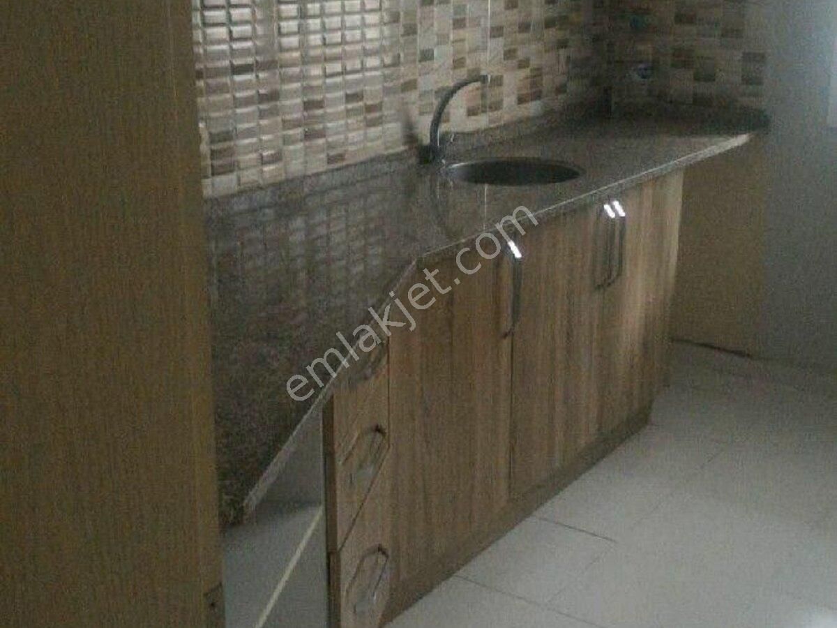 İzmir Buca Laleli Mahallesi Kiralık Daire İlanları ve Fiyatları