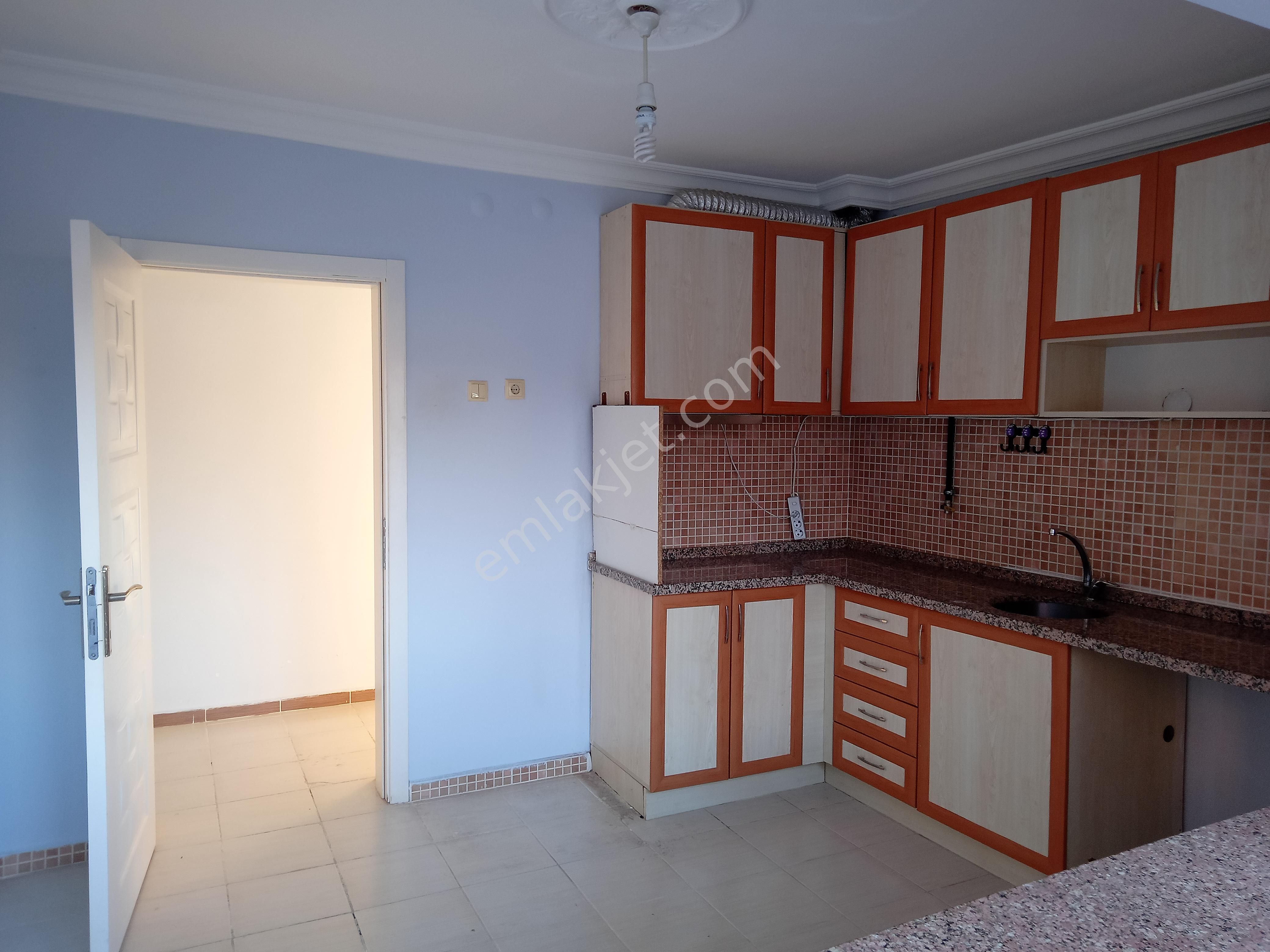 Emlakçıdan Eskişehir Tepebaşı Şirintepe Mahallesi 2+1 Kiralık Daire 850