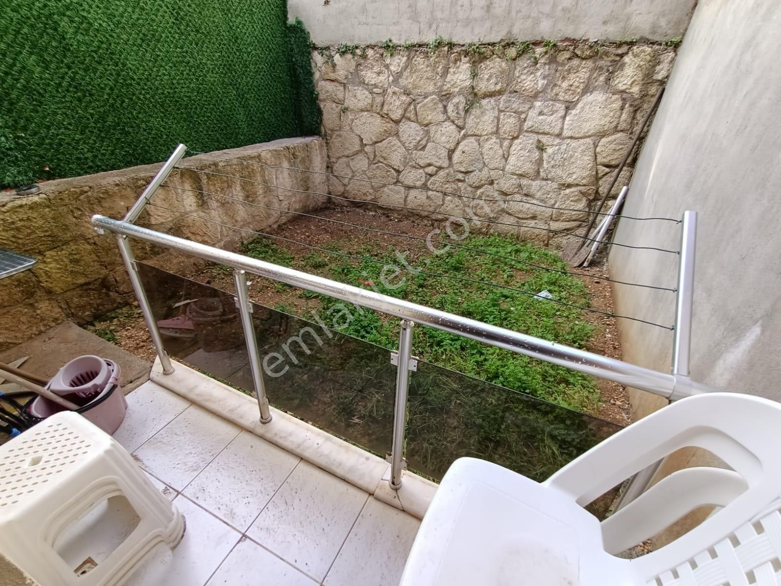 Emlakçıdan İzmir Çeşme Dalyan Mahallesi 2+1 Kiralık Daire 30.000 TL