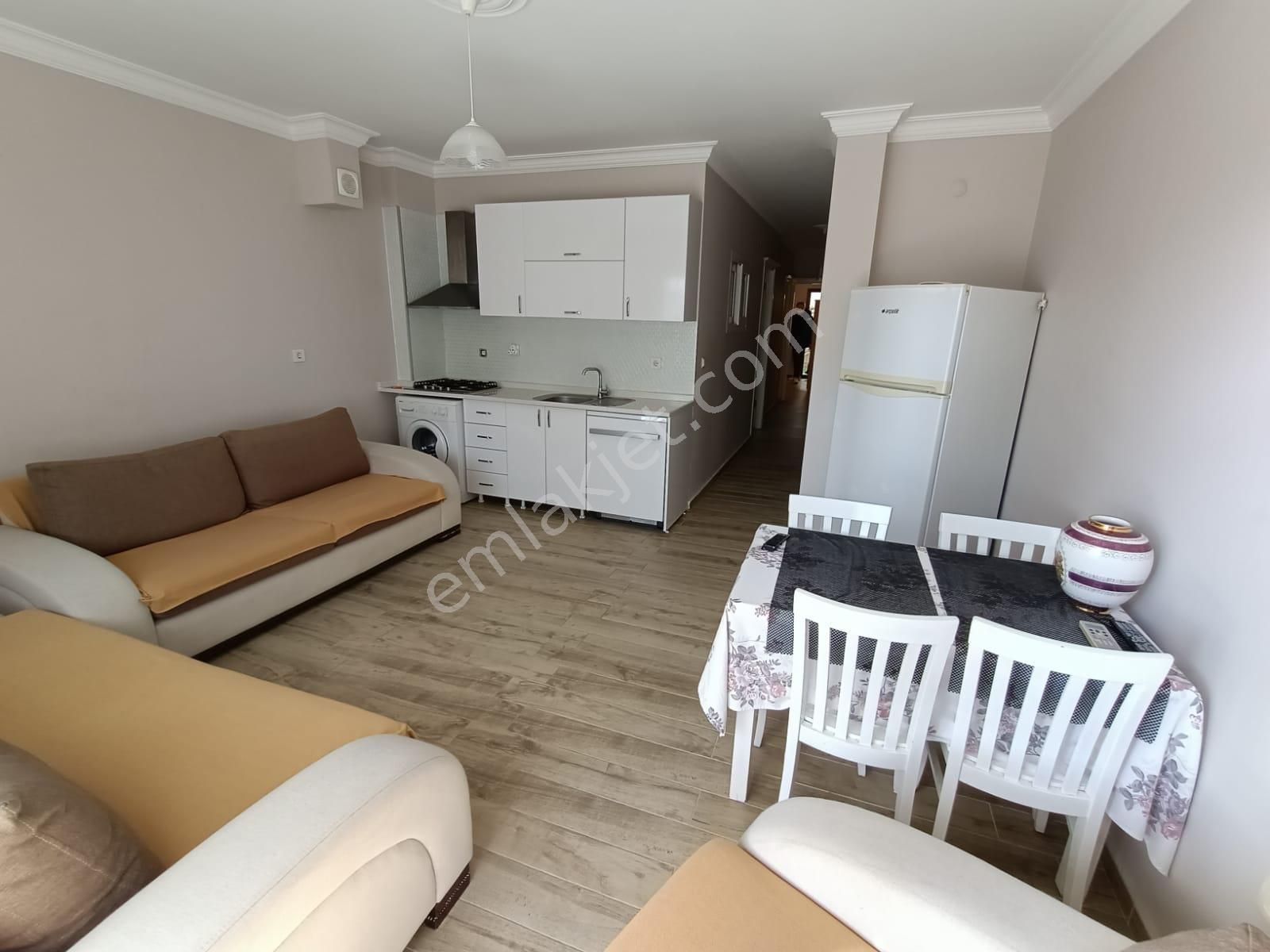 Emlakçıdan İzmir Çeşme Dalyan Mahallesi 2+1 Kiralık Daire 30.000 TL
