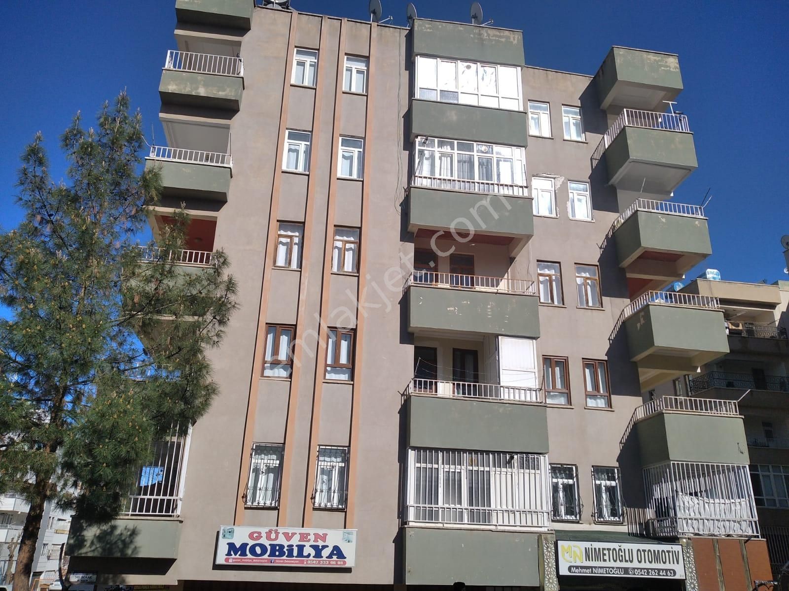Emlakçıdan Şanlıurfa Haliliye Ertuğrul Gazi Mahallesi 3+1 Kiralık Daire