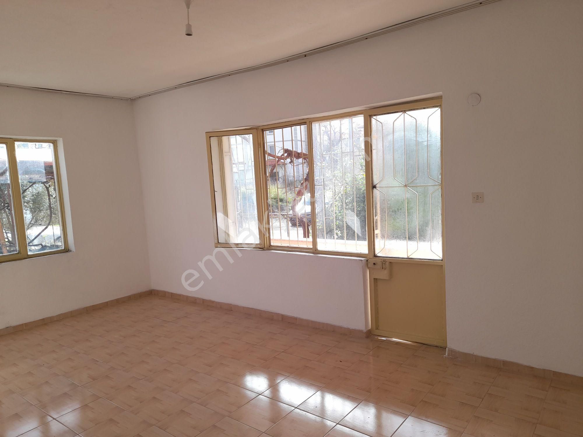 Emlakçıdan Muğla Dalaman Söğütlüyurt Mahallesi 2+1 Kiralık Daire 950 TL
