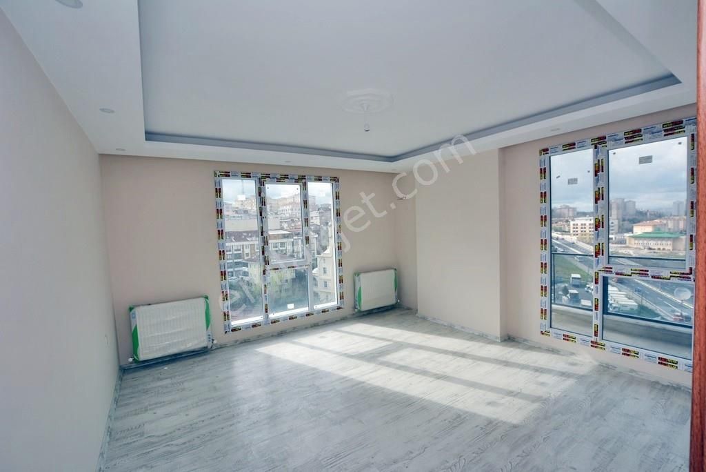 İstanbul Küçükçekmece Halkalı Merkez Mahallesi Kiralık Daire İlanları