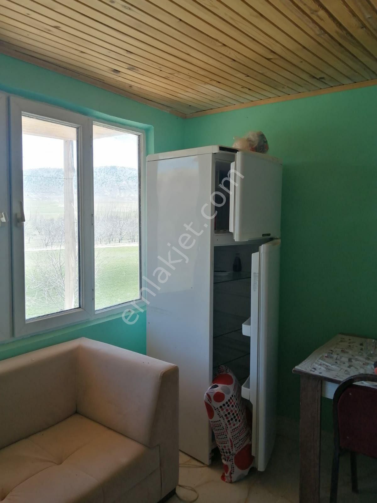 Emlakçıdan Antalya Korkuteli Kiremitli Mahallesi 2+1 Satılık Müstakil