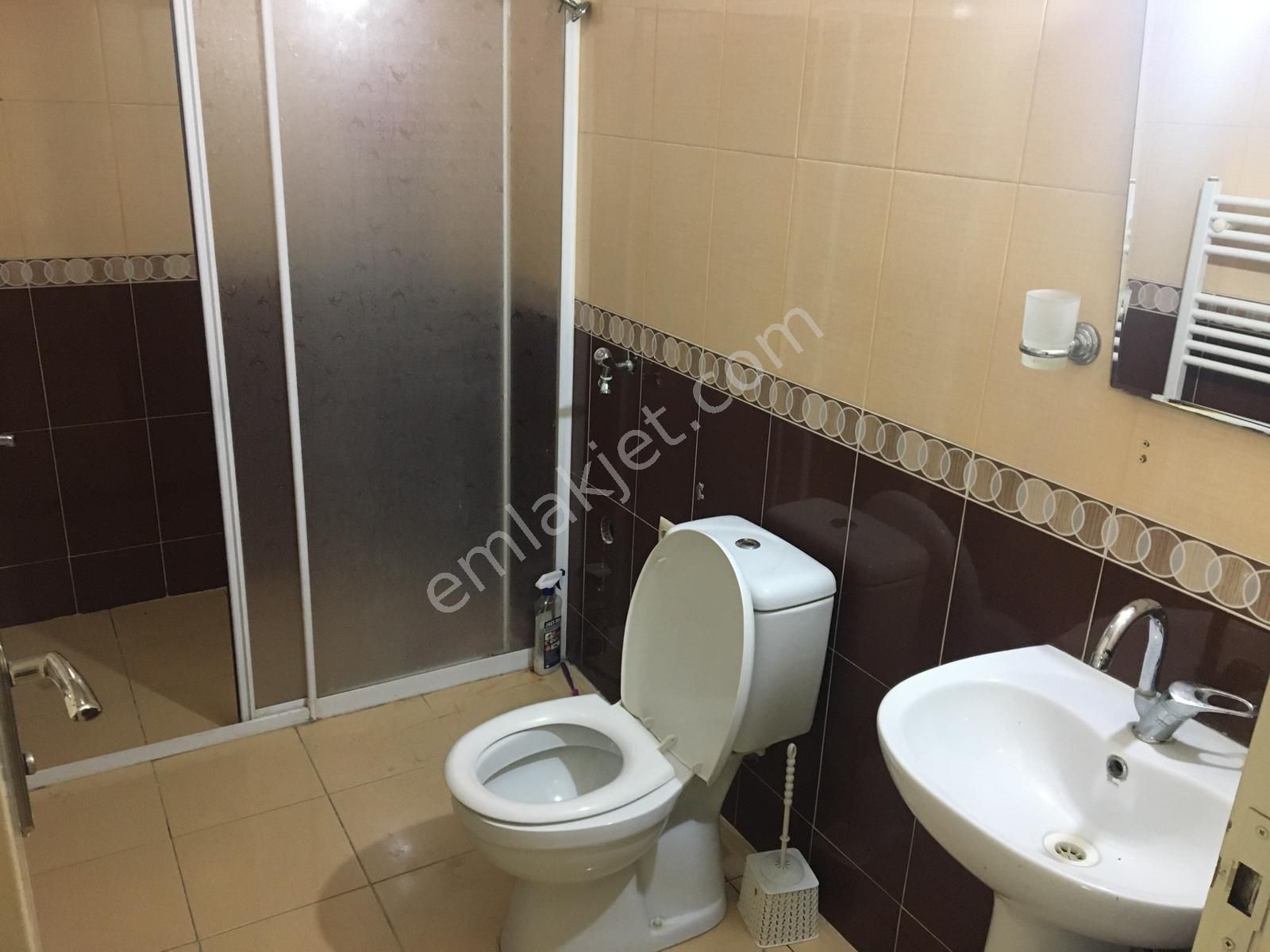 Emlakçıdan Gaziantep Şahinbey Alleben Mahallesi 1+1 Kiralık Daire 1.300