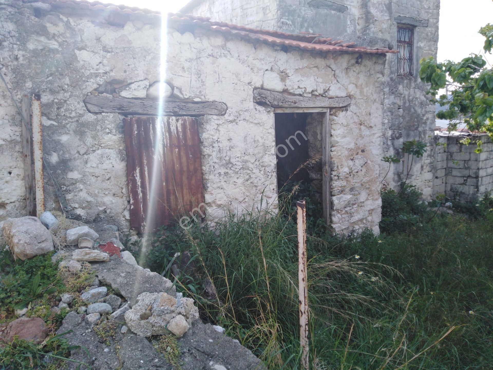 Emlakçıdan Muğla Datça Karaköy Mahallesi 3+1 Satılık Müstakil 1.500.000