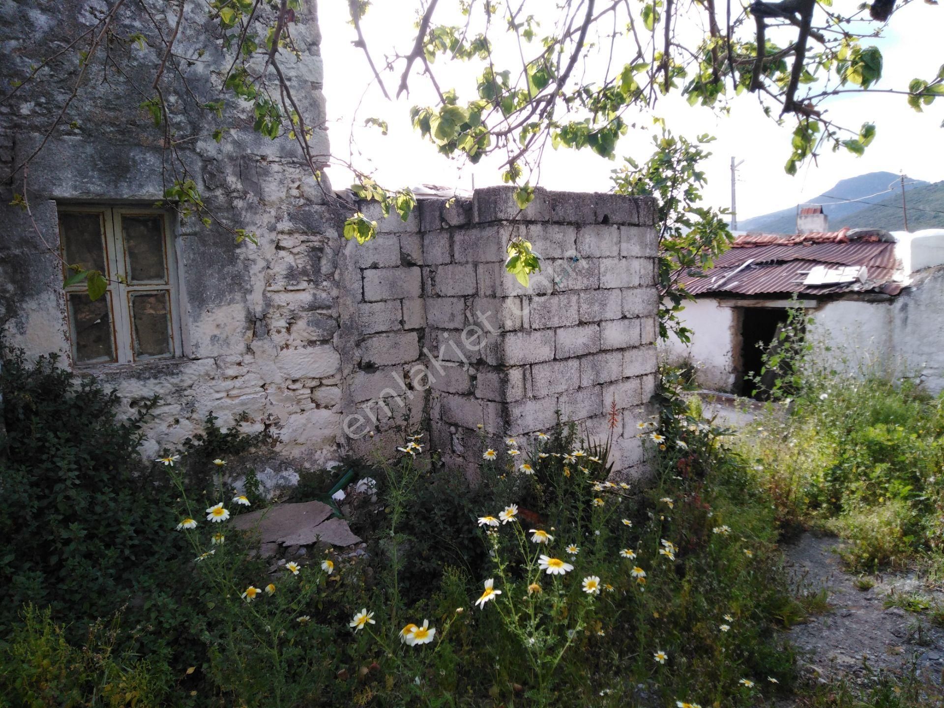 Emlakçıdan Muğla Datça Karaköy Mahallesi 3+1 Satılık Müstakil 1.500.000