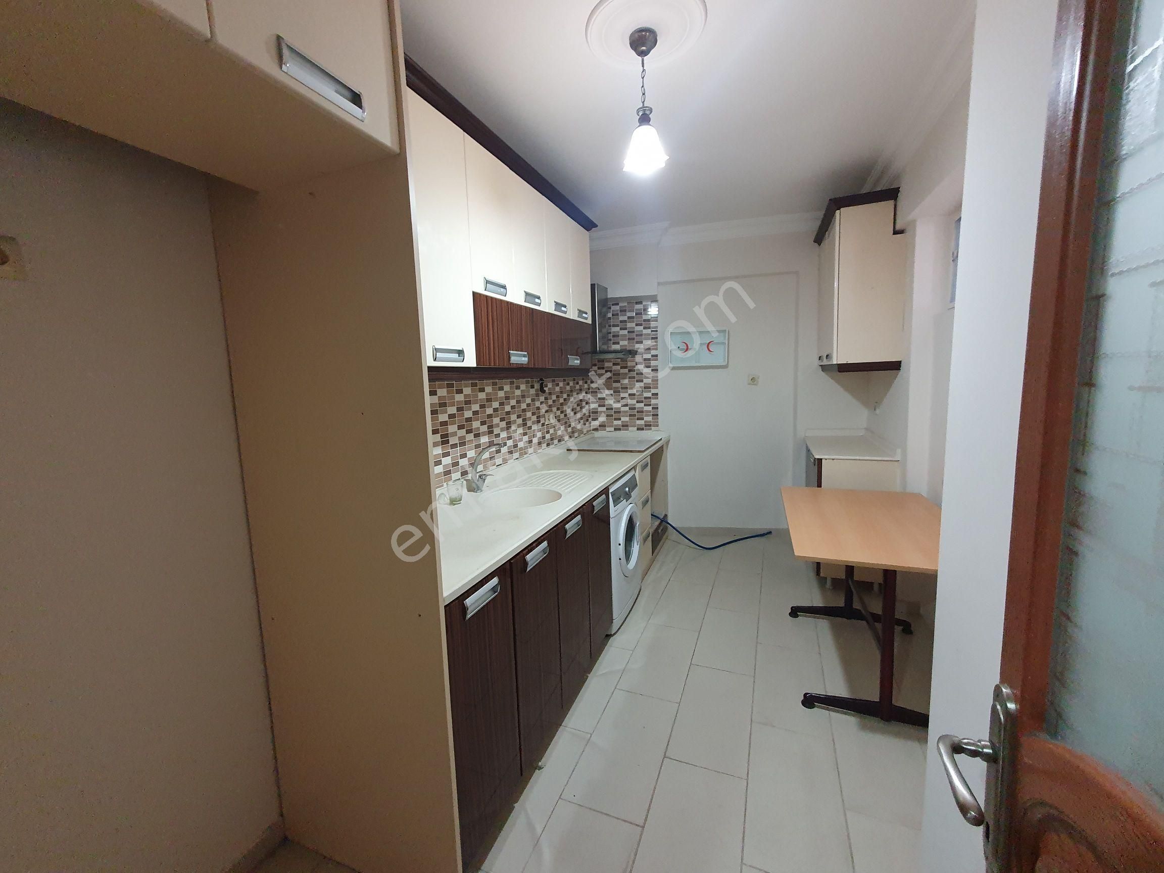 Bornova 4+1 Kiralık Daire - Görsel 20