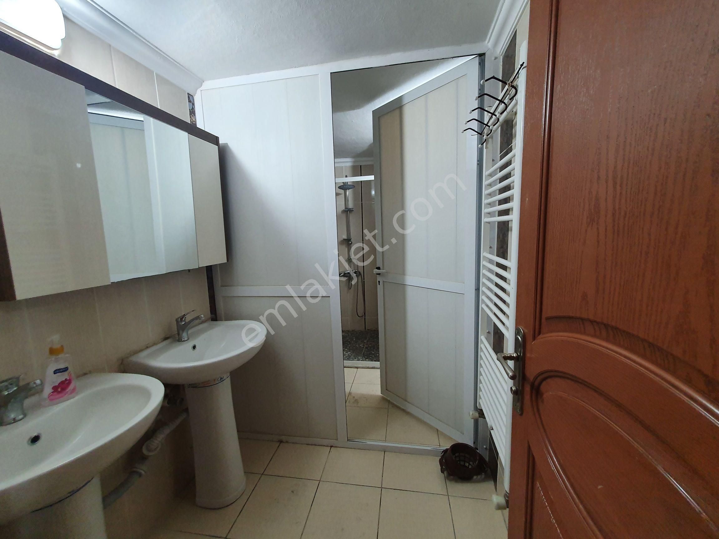 Bornova 4+1 Kiralık Daire - Görsel 8