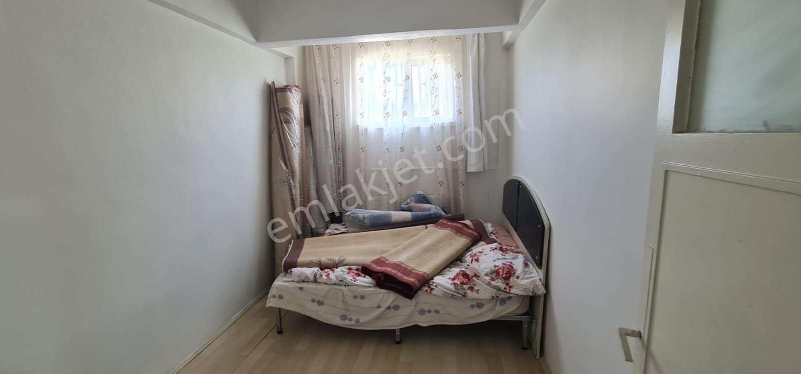 Yunus Emre Mh 4 Oda İçi Yapılı Acil Satılık Bodrum - Görsel 3