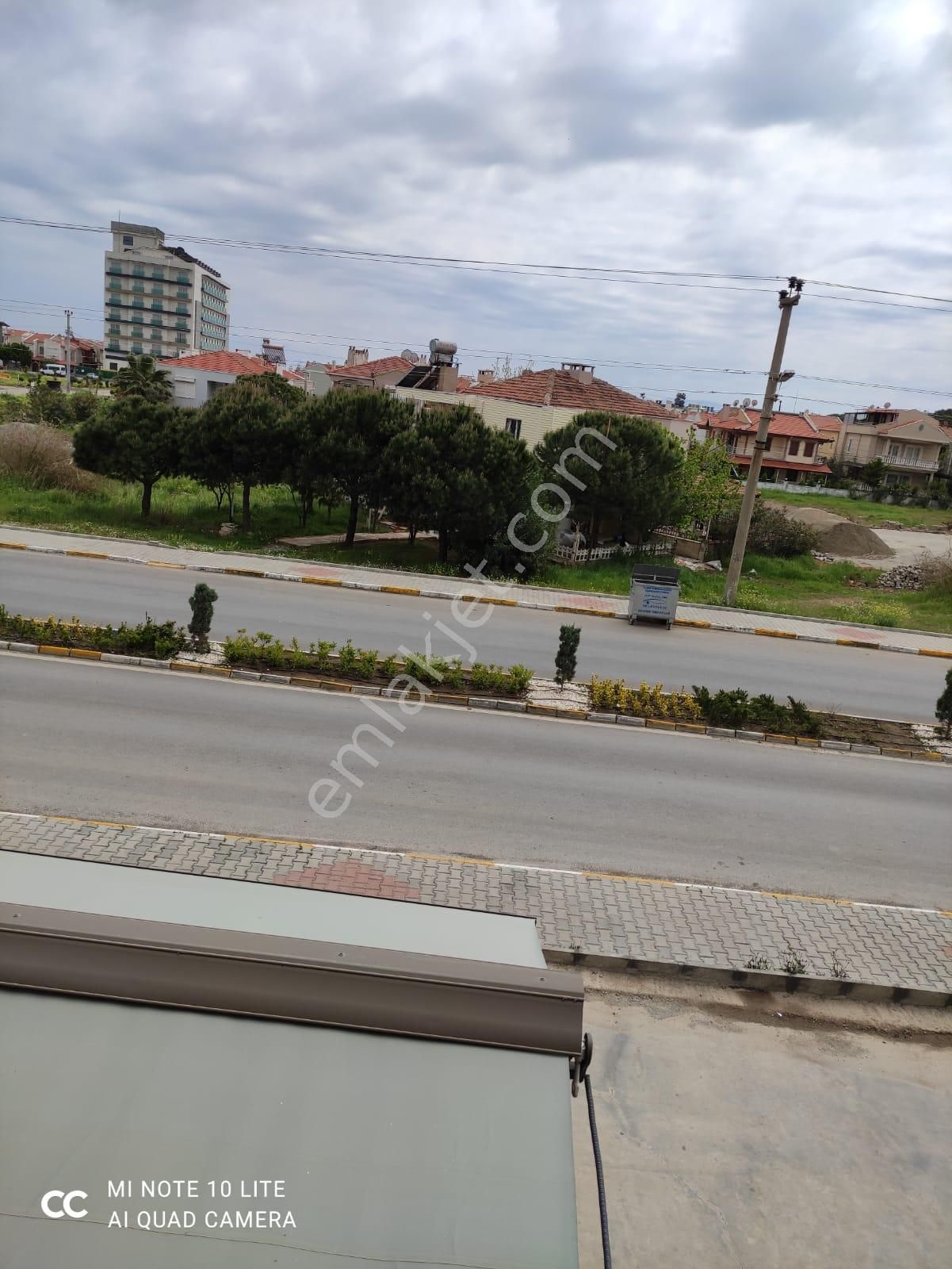 Emlakçıdan Balıkesir Ayvalık Küçükköy Mahallesi 2+1 Satılık Daire 750