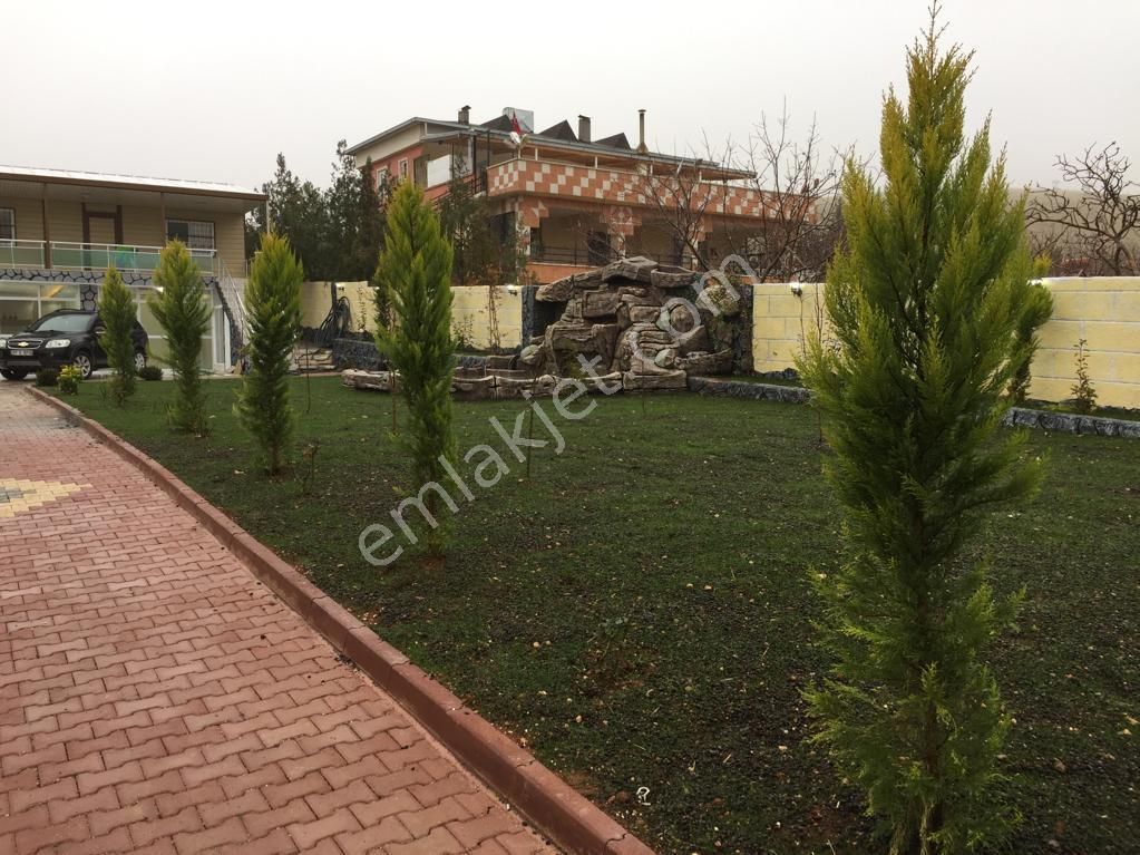 Emlakçıdan Gaziantep Şahinbey Bağlarbaşı Mahallesi 4+1 Satılık Villa 1.