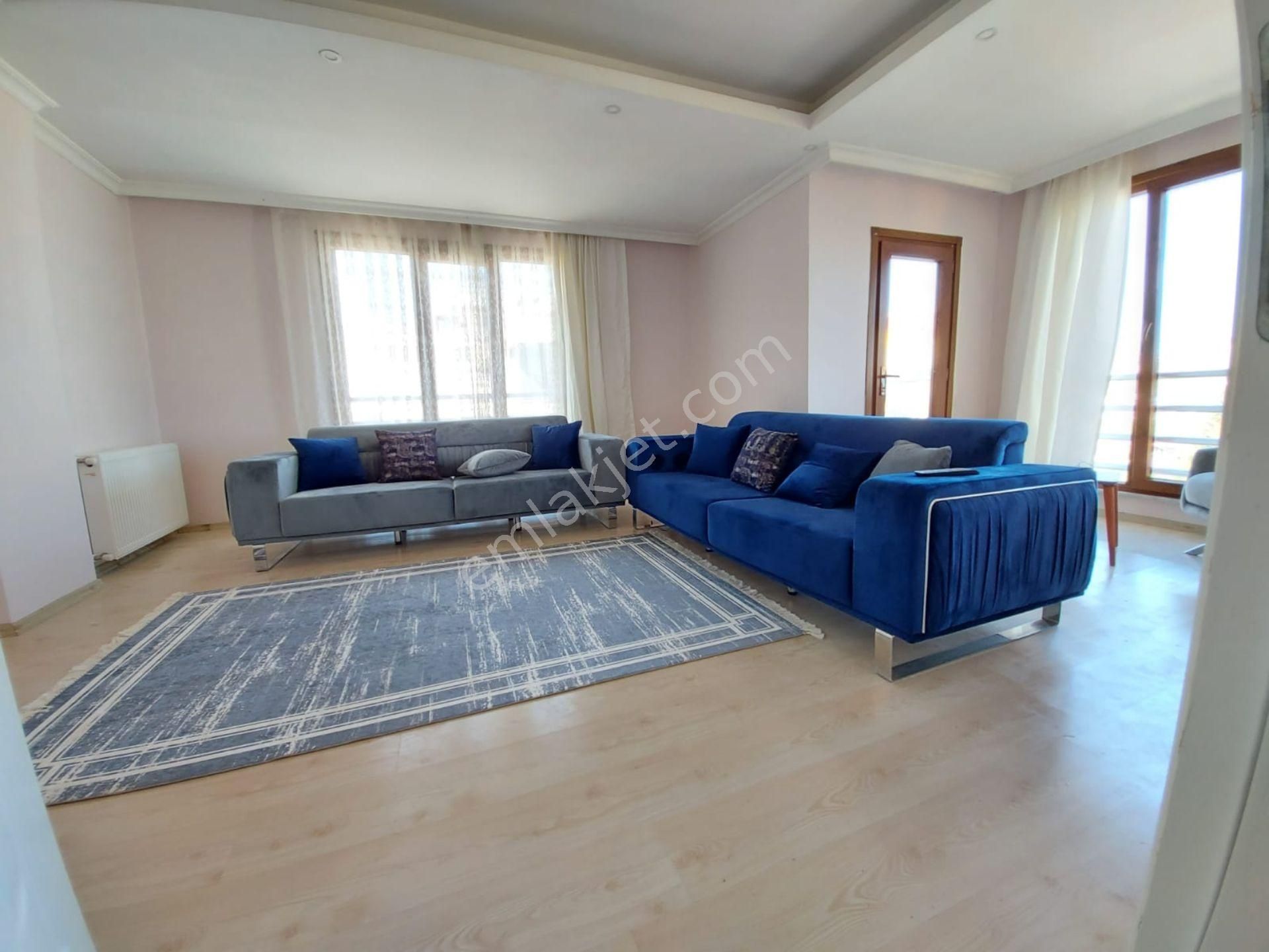 Emlakçıdan İstanbul Beylikdüzü Kavaklı Mahallesi 2+1 Kiralık Daire 3.