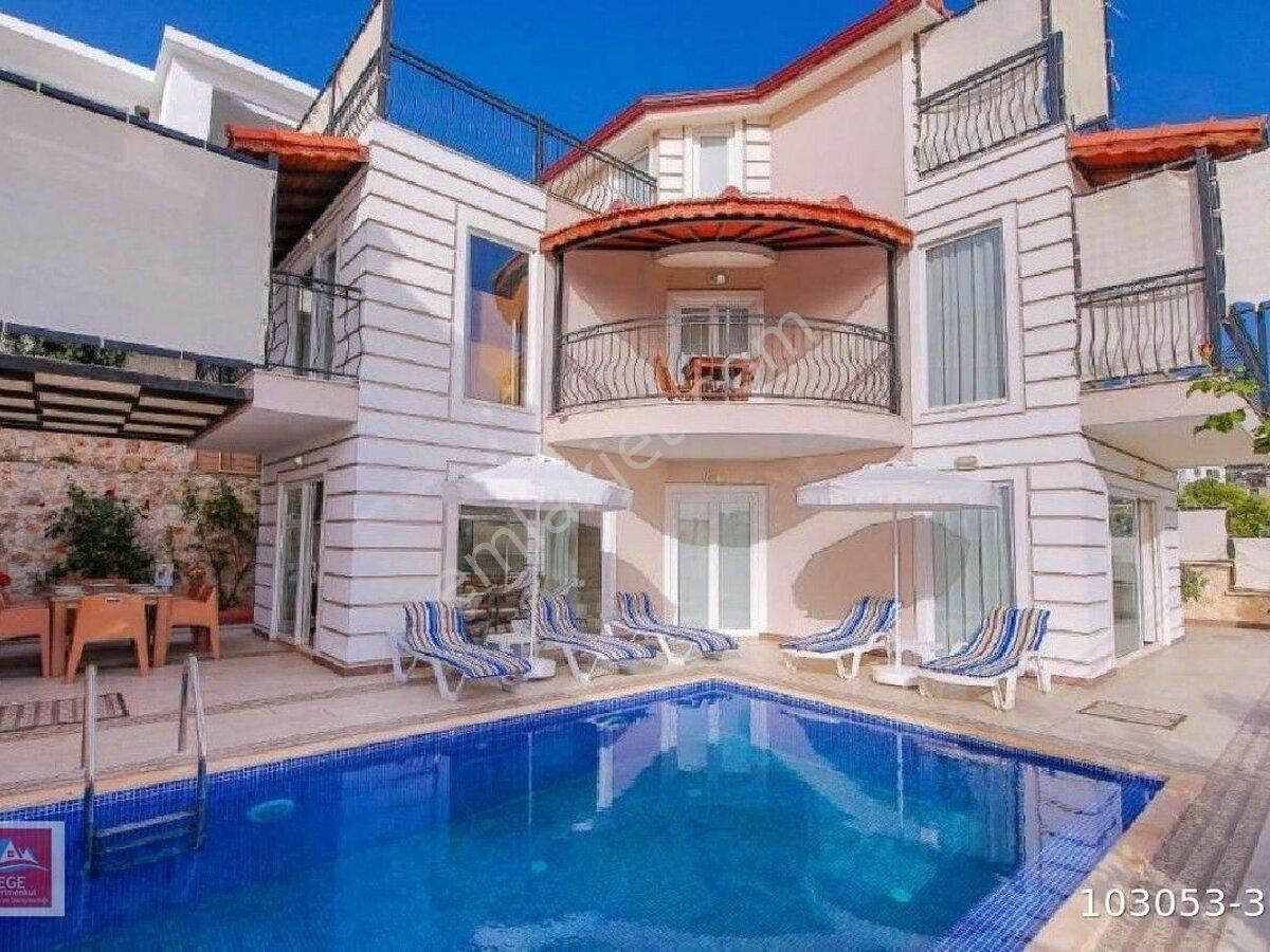 emlakcidan antalya kas bezirgan mahallesi 4 1 satilik villa 7 250 000 tl 9527551