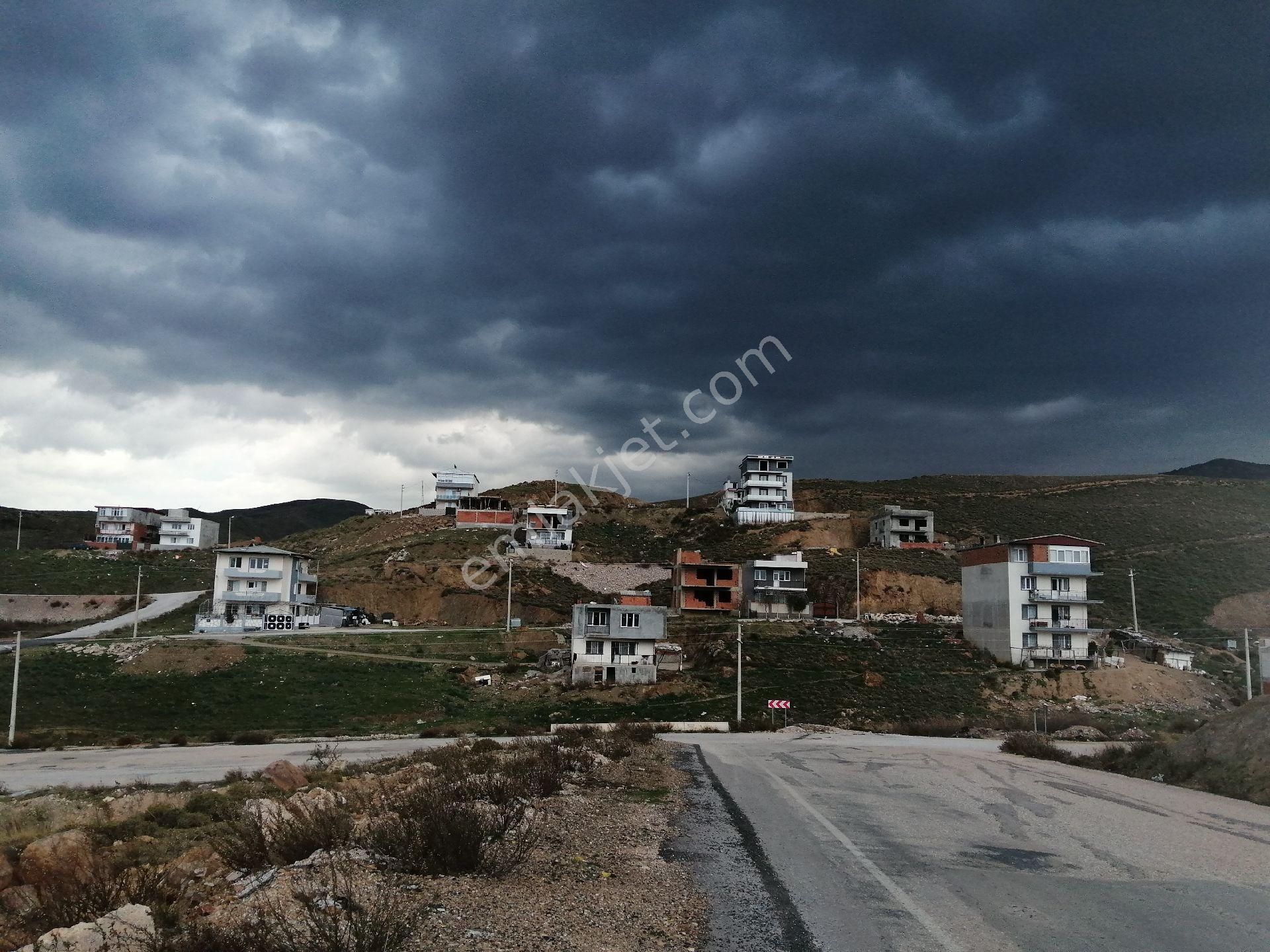 emlakcidan izmir menemen gazi mahallesi satilik konut imarli 368 000 tl 9539356