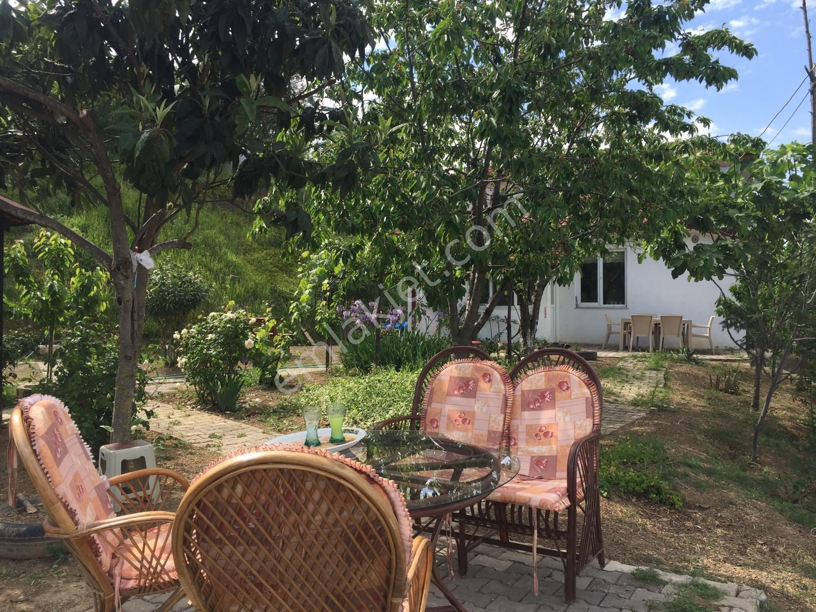 Emlakçıdan Kocaeli Gölcük Yukarı Mahallesi 3+1 Satılık Müstakil 905.000