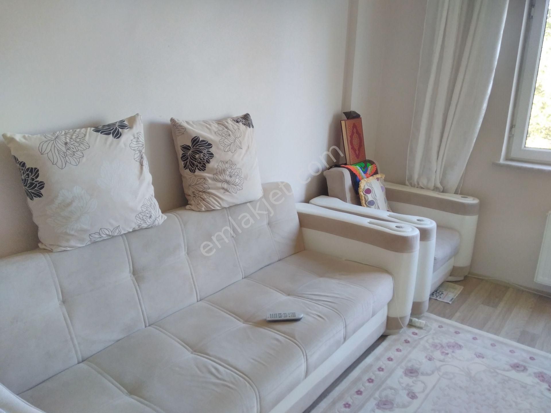 Emlakçıdan Konya Akşehir Kuruçay Mahallesi 3+1 Satılık Daire 300.000 TL