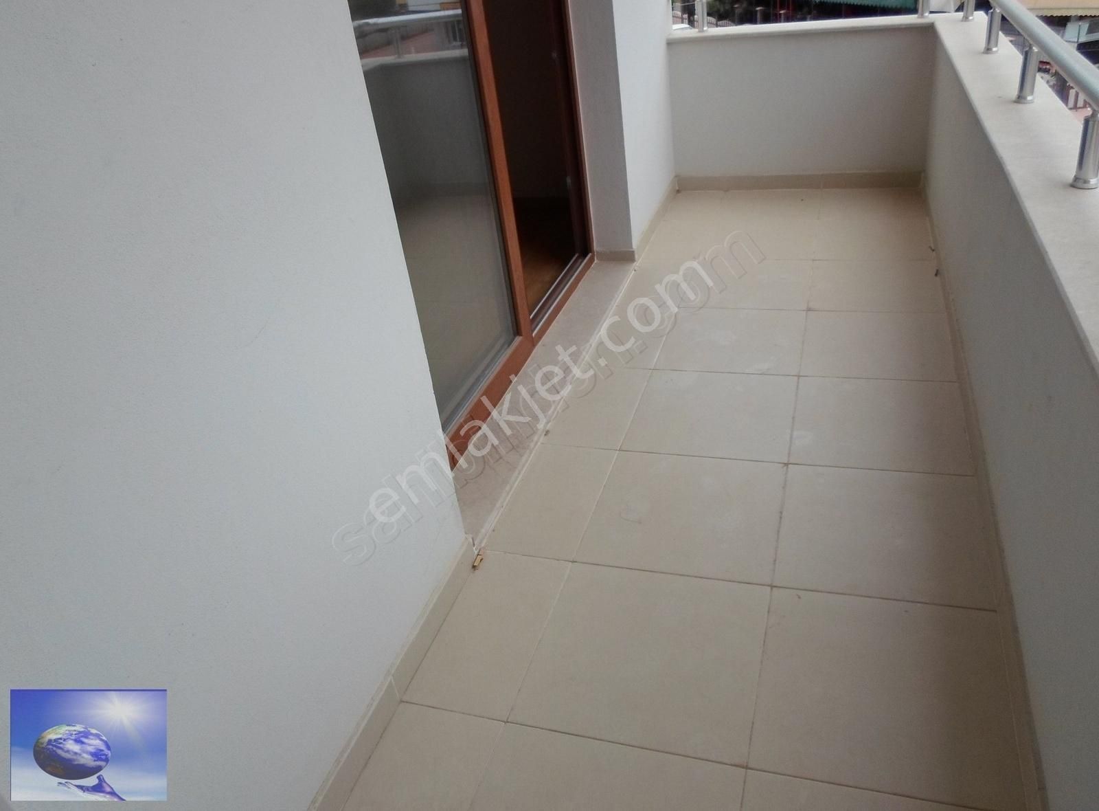 Emlakçıdan Mersin Mezitli Merkez Mahallesi 4+1 Kiralık Daire 30.000 TL