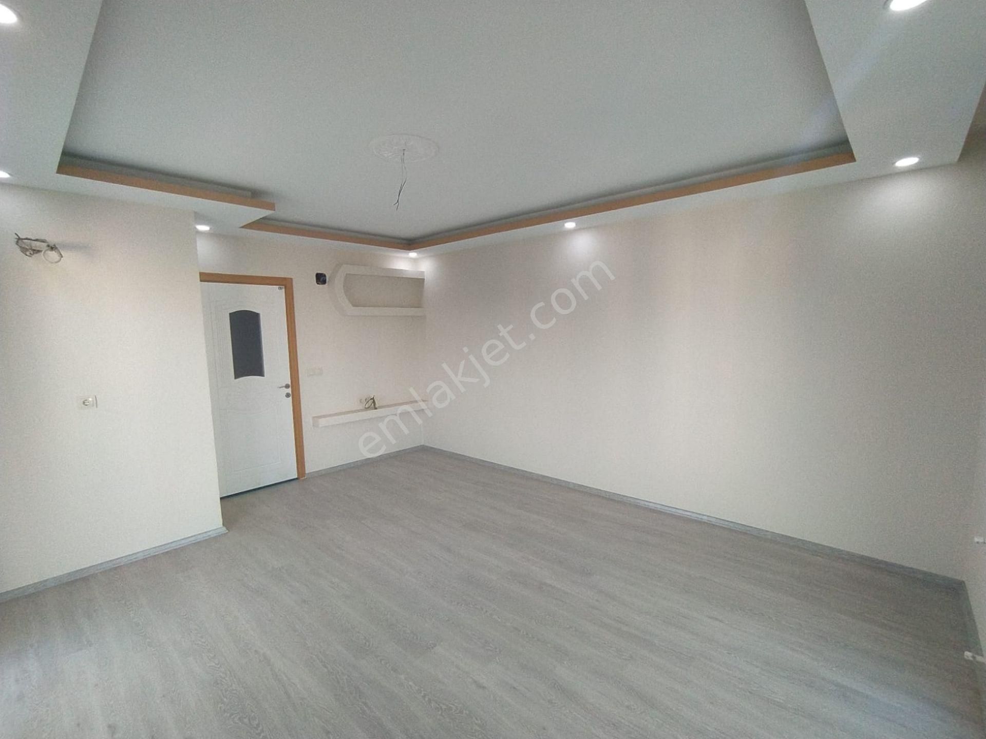 Emlakçıdan Adana Sarıçam Yeni Mahallesi 3+1 Satılık Daire 330.000 TL