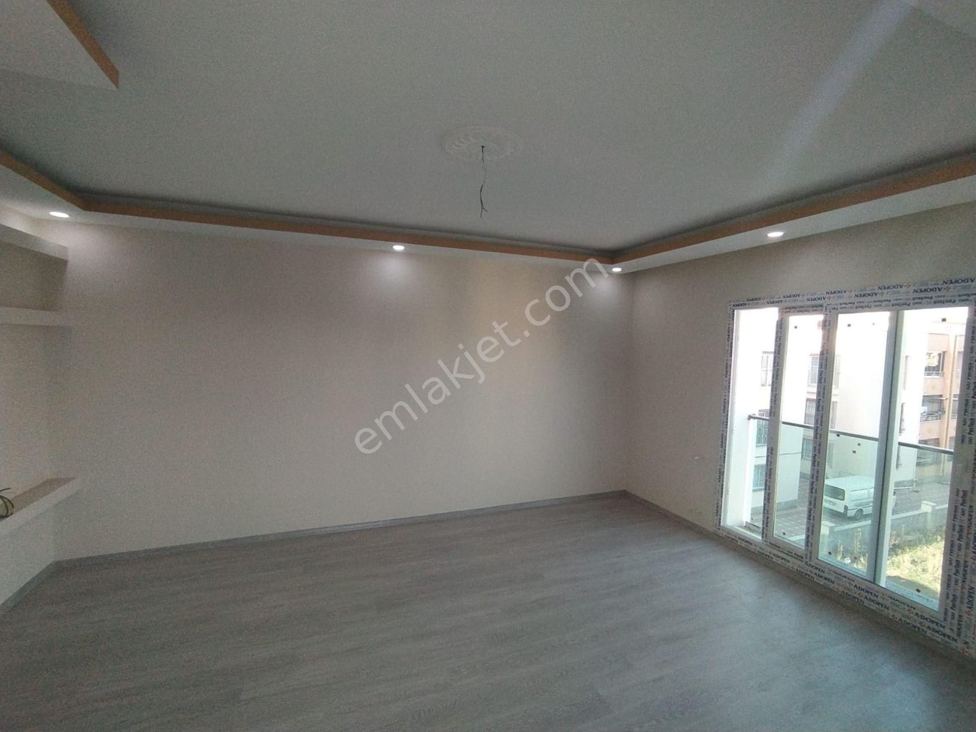 Emlakçıdan Adana Sarıçam Yeni Mahallesi 3+1 Satılık Daire 330.000 TL