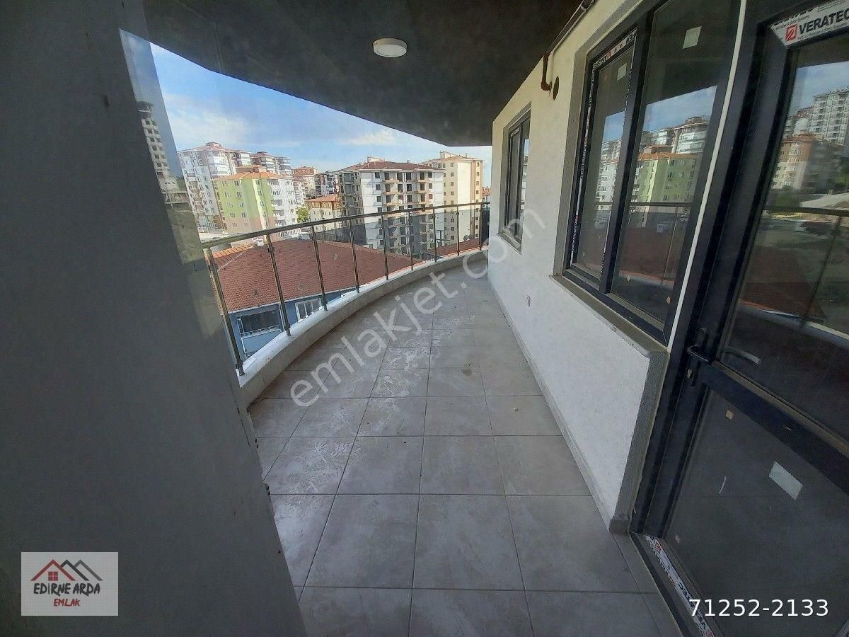 Emlakçıdan Edirne Edirne Merkez Şükrüpaşa Mahallesi 3+1 Satılık Daire