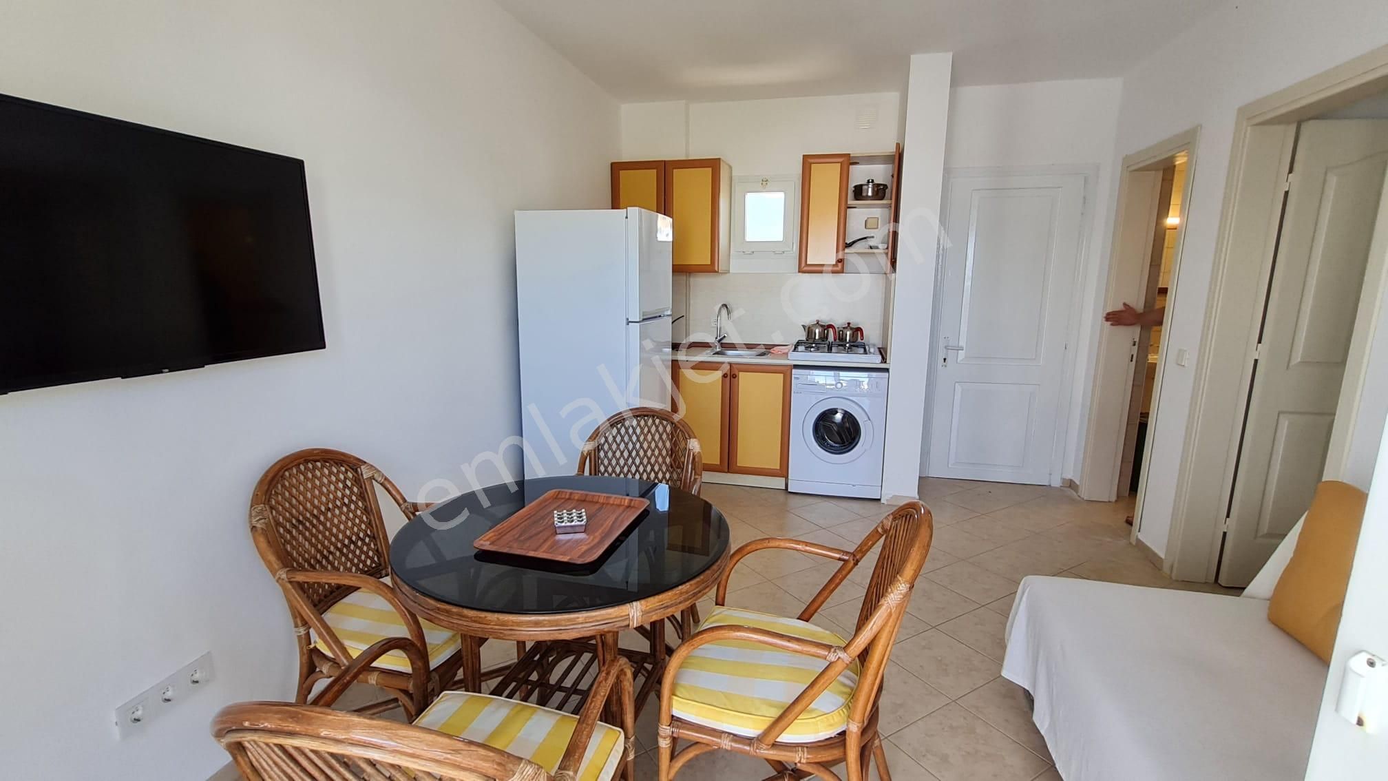 Emlakçıdan Muğla Bodrum Gündoğan Mahallesi 1 Oda Kiralık Daire 15.000