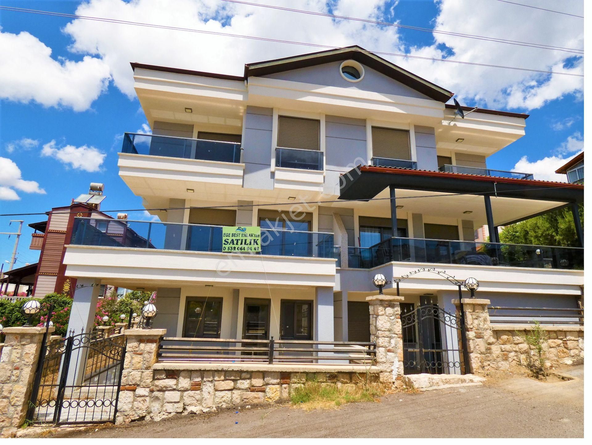 Emlakcidan Izmir Seferihisar Tepecik Mahallesi 4 2 Satilik Villa 2 100 000 Tl 9624637