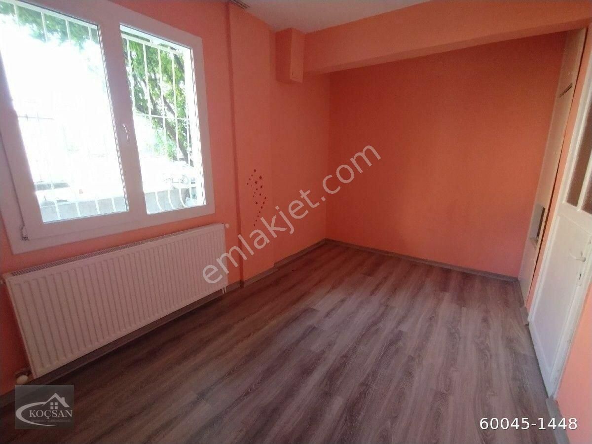 Emlakçıdan İzmir Buca Yenigün Mahallesi 2+1 Kiralık Daire 1.300 TL 9626855