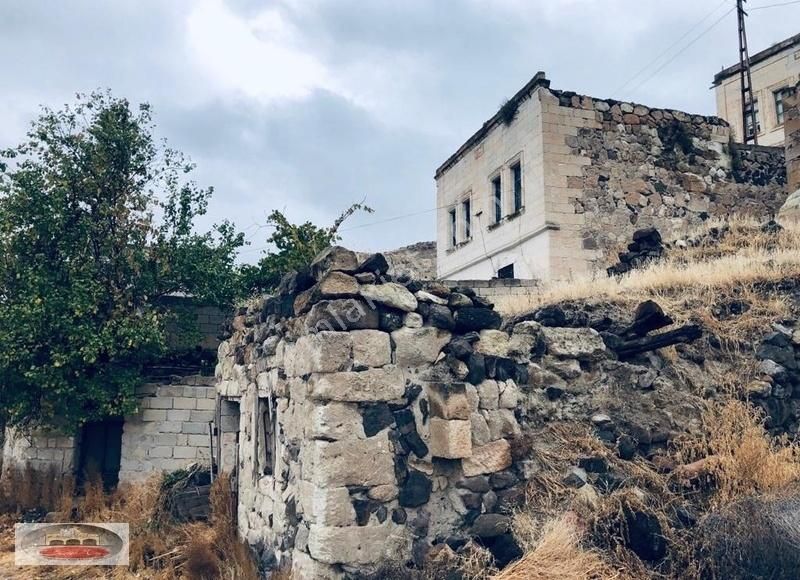 Emlakcidan Nevsehir Urgup Karacaoren Koyu 8 Oda Satilik Mustakil 320 000 Tl 9633235