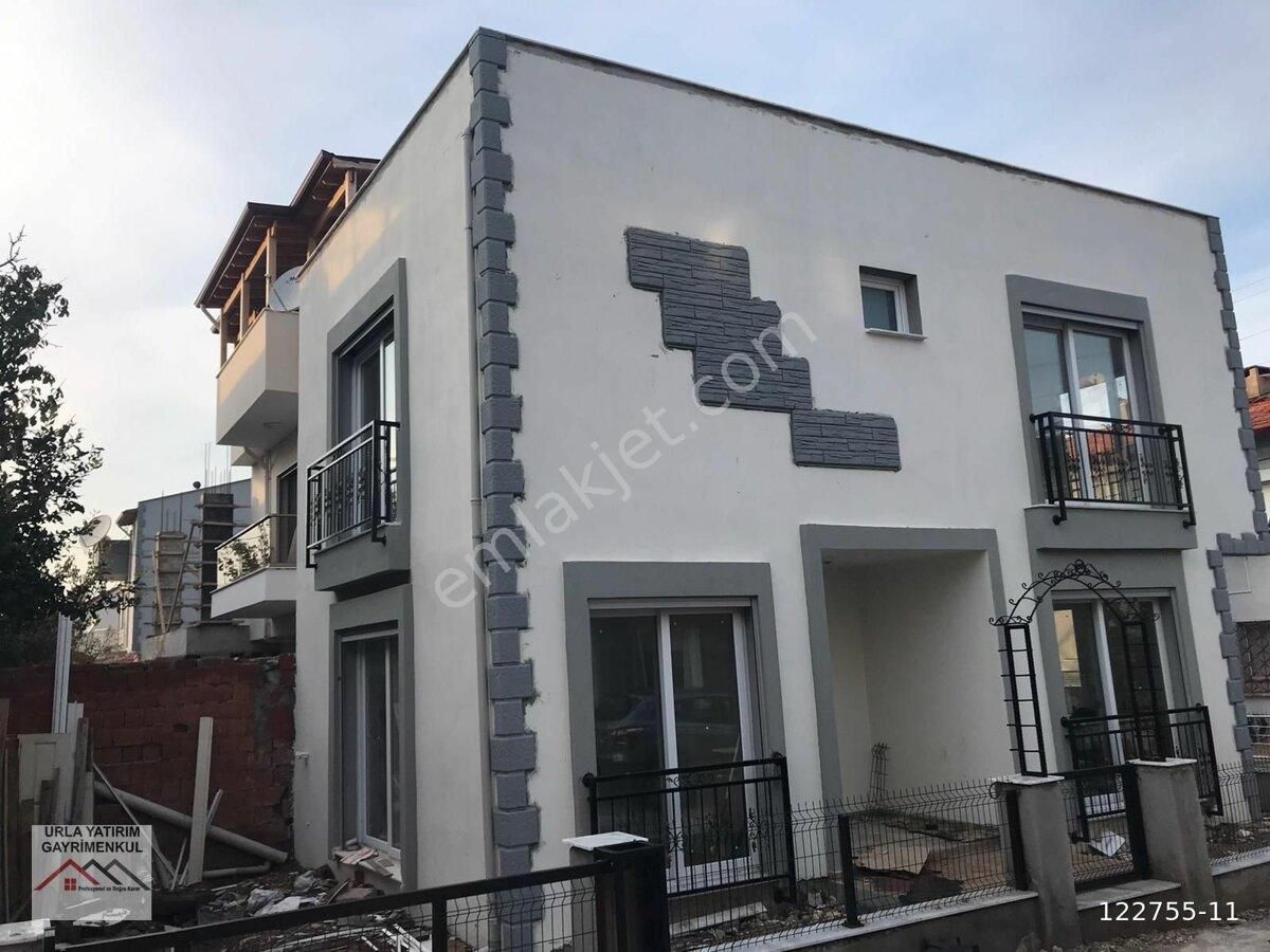 emlakcidan izmir urla kalabak mahallesi 3 1 satilik mustakil 1 400 000 tl 9673077