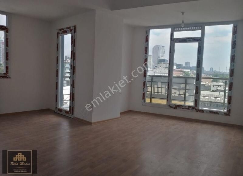 Küçükyalı Kiralık Ev