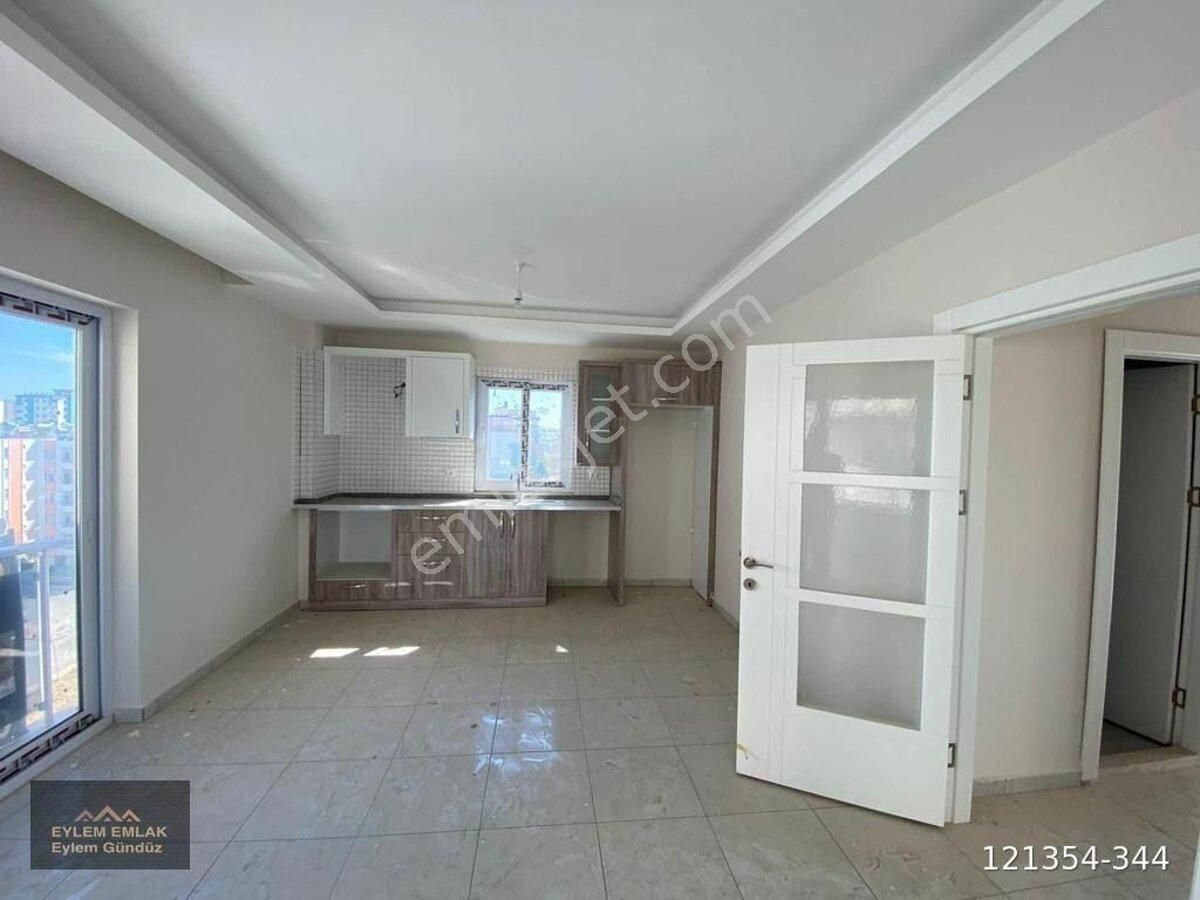 emlakcidan mersin silifke atakent mahallesi 2 1 satilik daire 520 000 tl 9742608