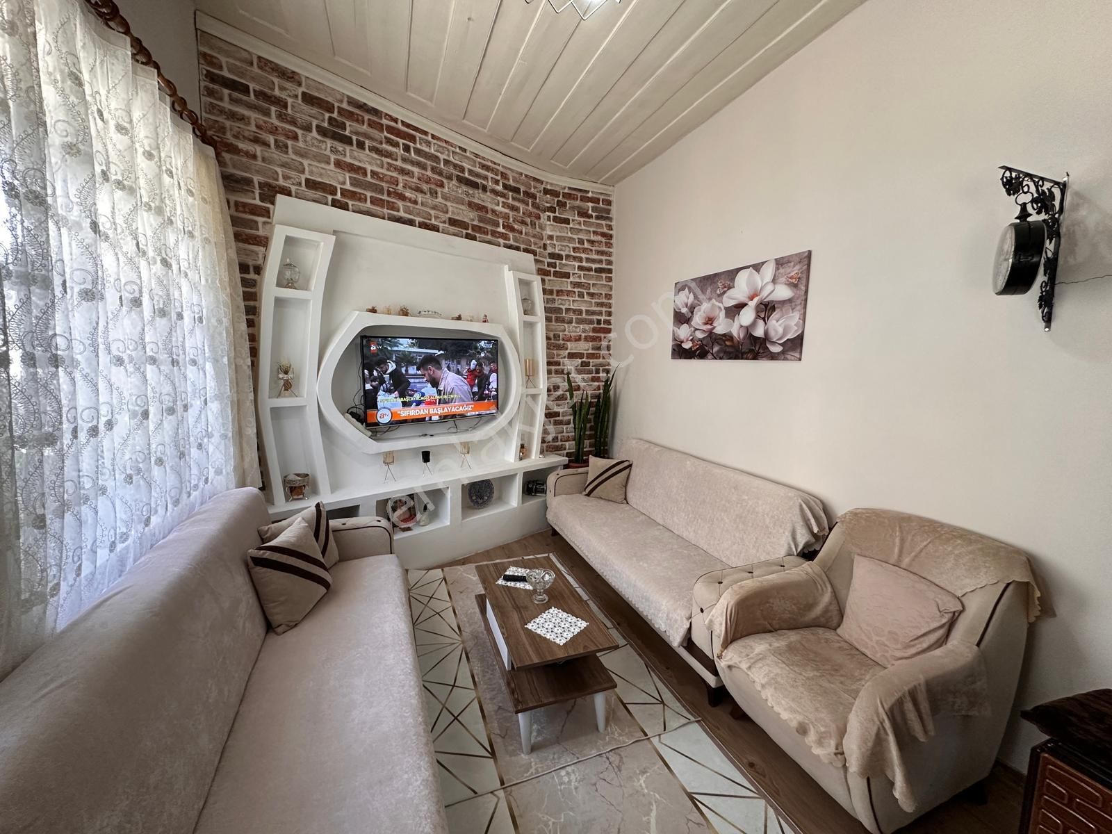 Yeni Foça Merkezde Satılık Taşev 3+1=105 M2 ( 13.500.000 Tl) - Görsel 11