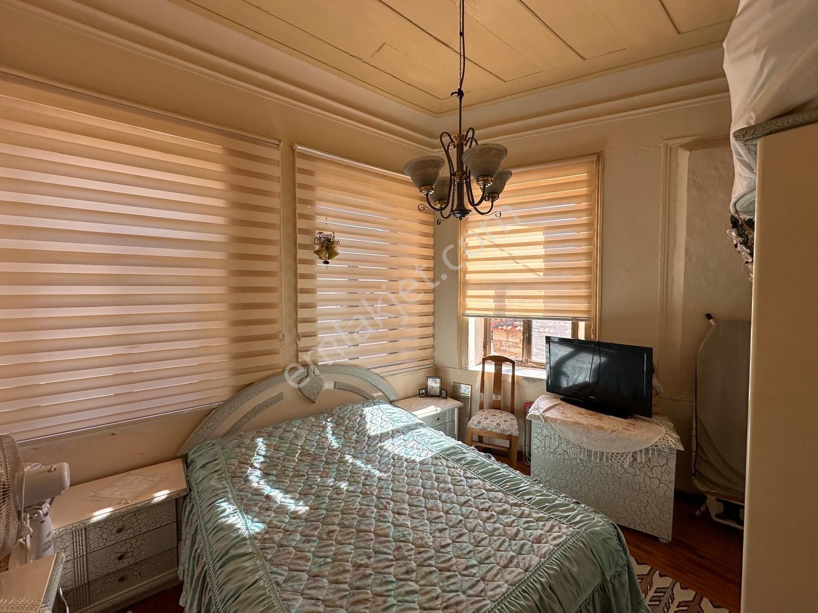 Yeni Foça Merkezde Satılık Taşev 3+1=105 M2 ( 13.500.000 Tl) - Görsel 25