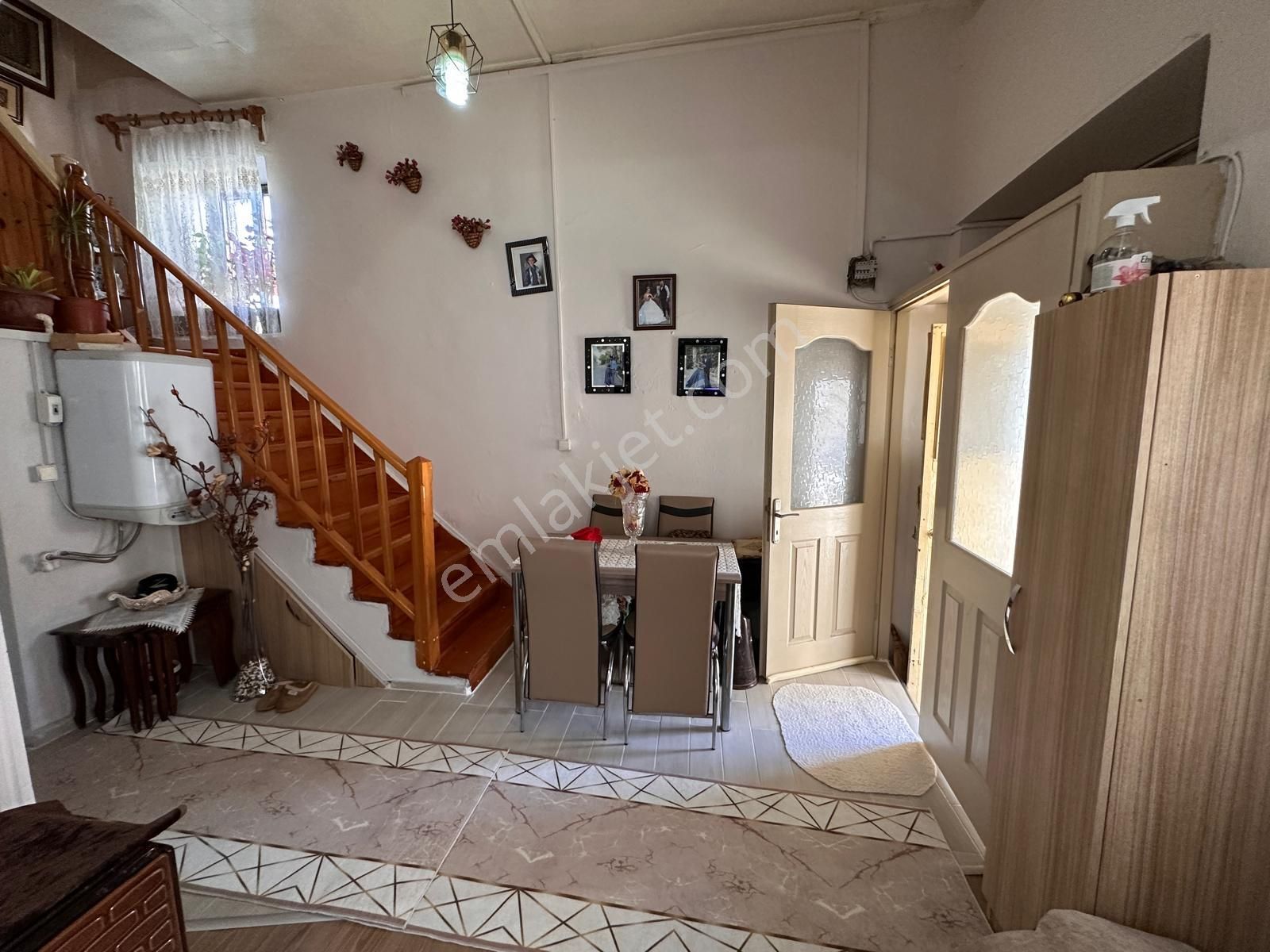 Yeni Foça Merkezde Satılık Taşev 3+1=105 M2 ( 13.500.000 Tl) - Görsel 8