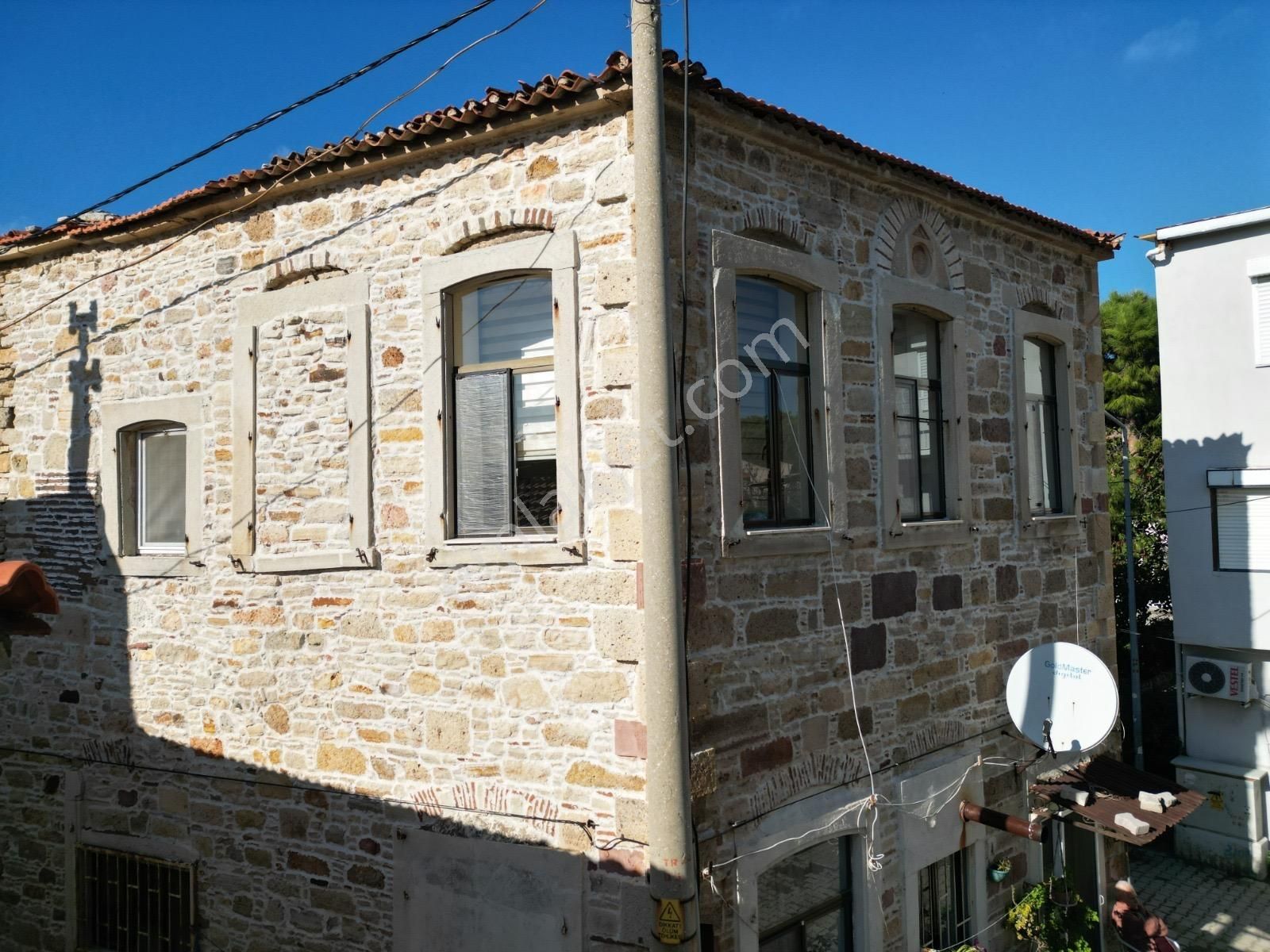 Yeni Foça Merkezde Satılık Taşev 3+1=105 M2 ( 13.500.000 Tl) - Görsel 12