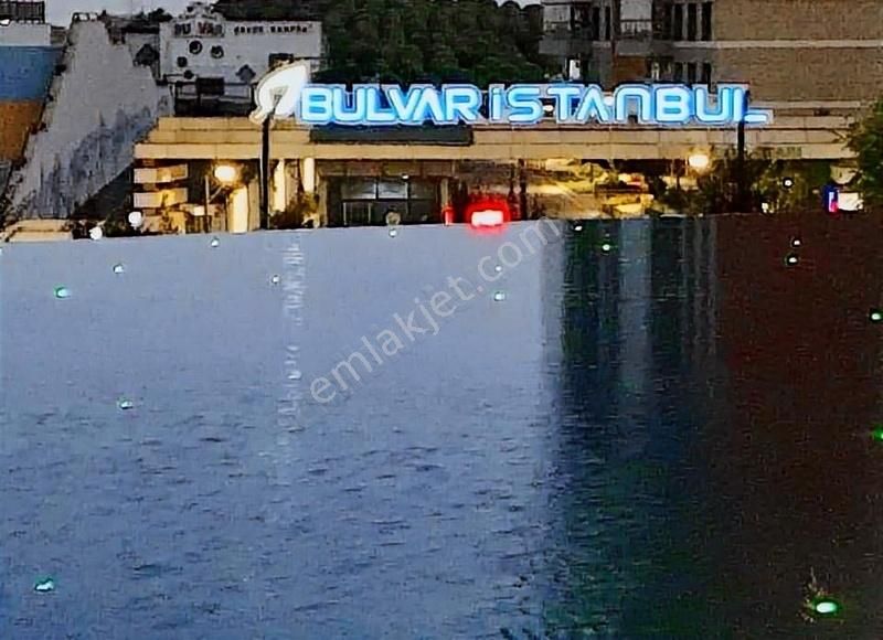 Başakşehir Başakşehir Satılık Daire Başakşehir Bulvar İstanbul 4+1 Bahçe Katı Satılık Daire