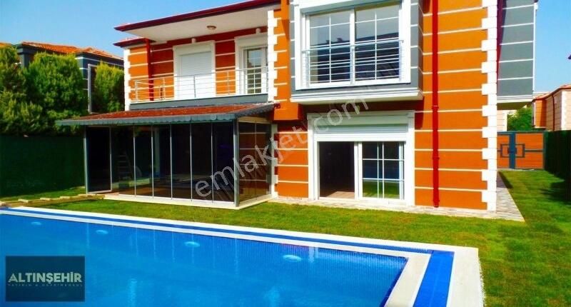 emlakcidan manisa yunusemre muradiye mahallesi 5 1 satilik villa 3 800 000 tl 9793145