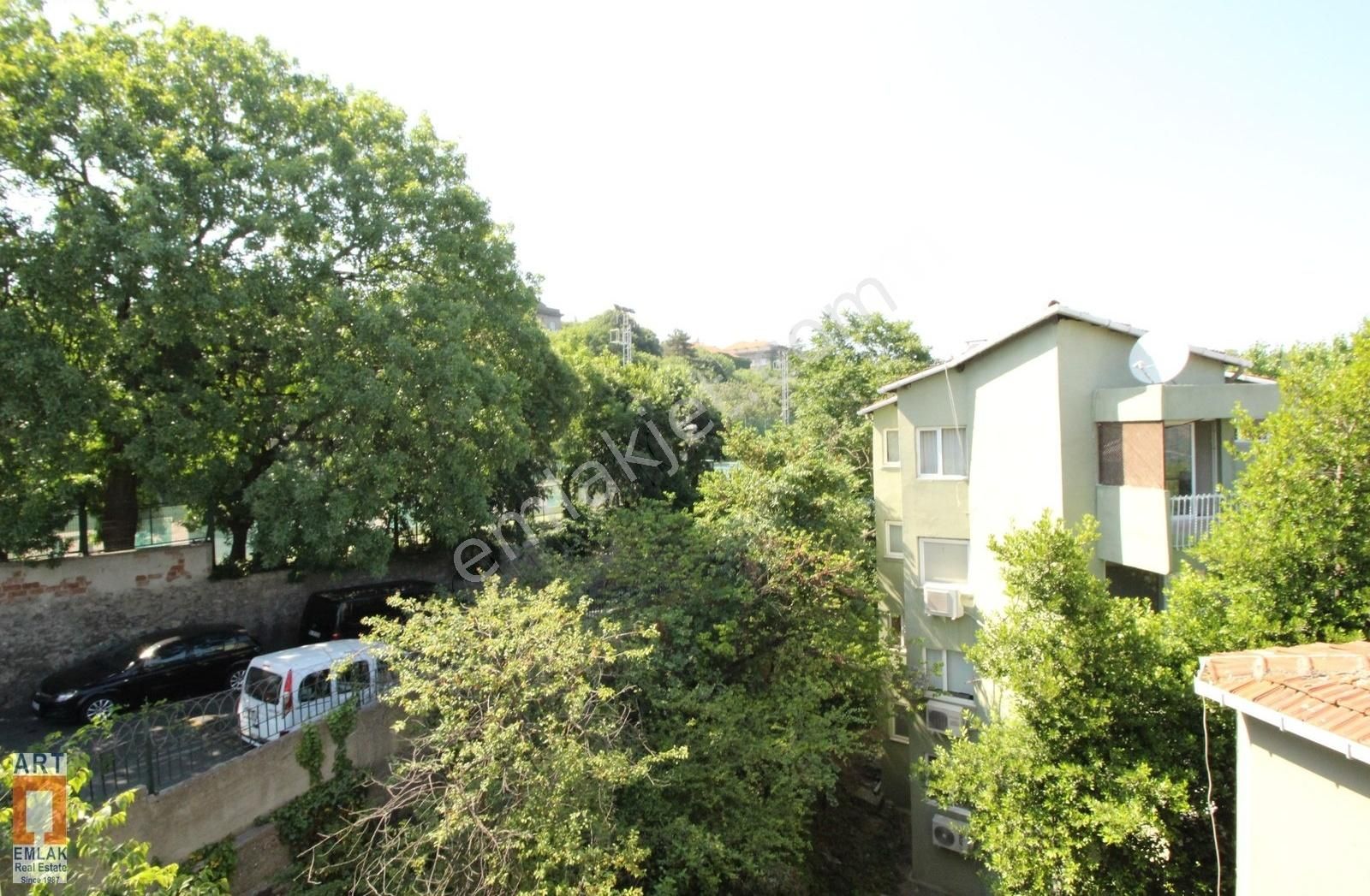 Emlakçıdan İstanbul Beşiktaş Kuruçeşme Mahallesi 3+1 Kiralık Daire 15.
