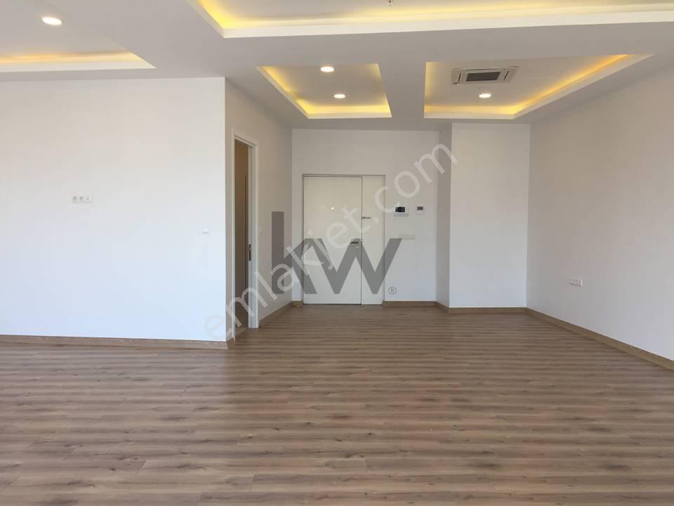 Ege Perla Kiralama Ofisi'nden Bayraklıda Kiralık Ofis - Görsel 5