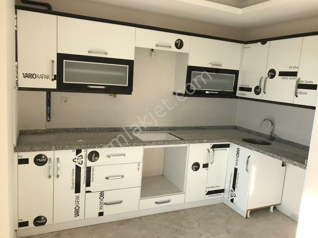 emlakcidan bursa nilufer hasanaga mahallesi 5 1 satilik daire 900 000 tl 9826416