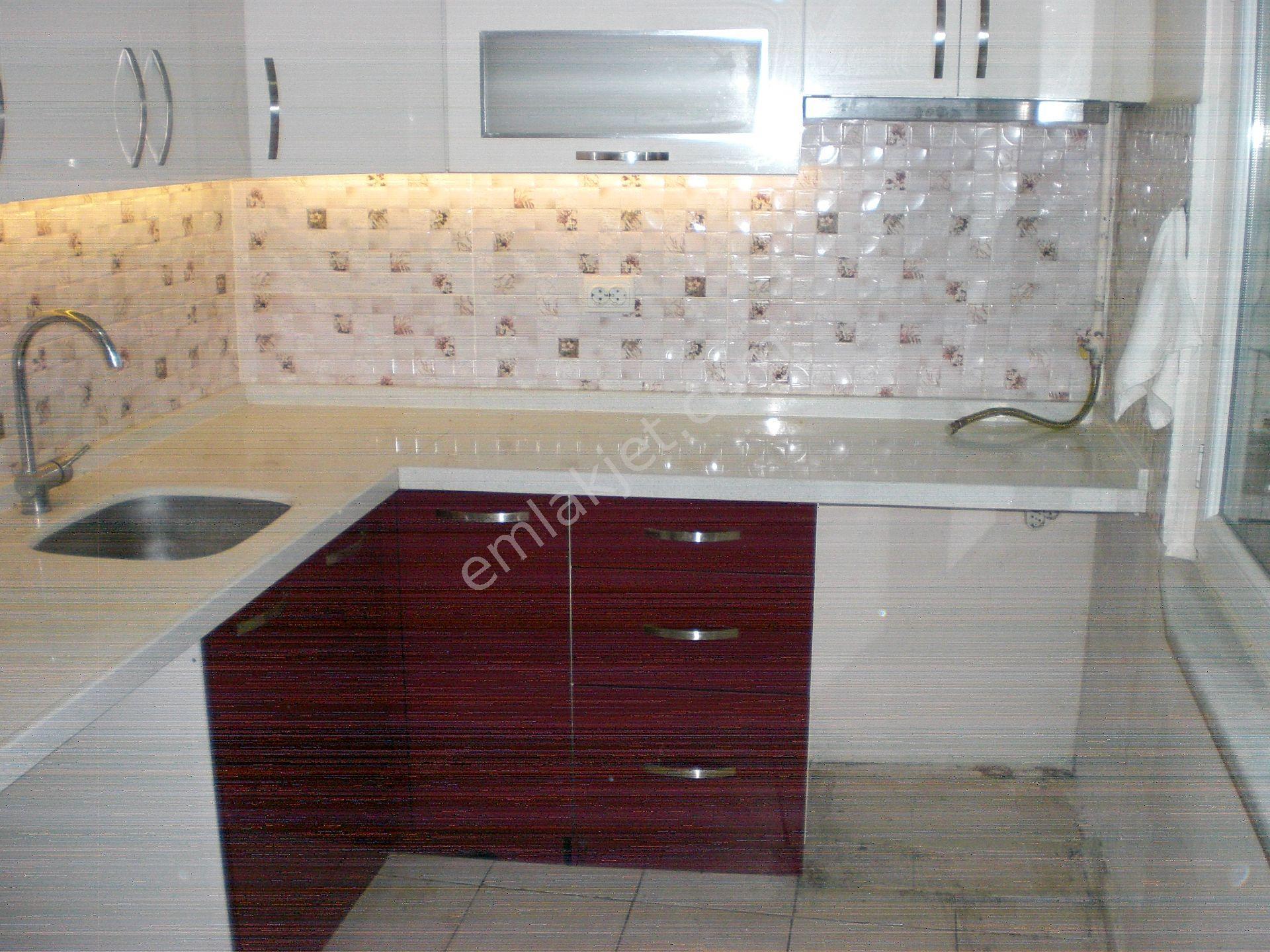 Yenibosna Yıldırım Beyazıt Cad Kiralık 2+1 100.m2 Daire - Görsel 2