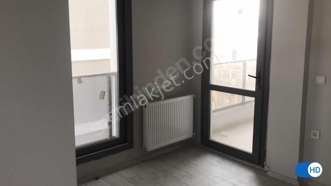 Emlakçıdan İzmir Bornova Çınar Mahallesi 2+1 Satılık Daire 920.000 TL