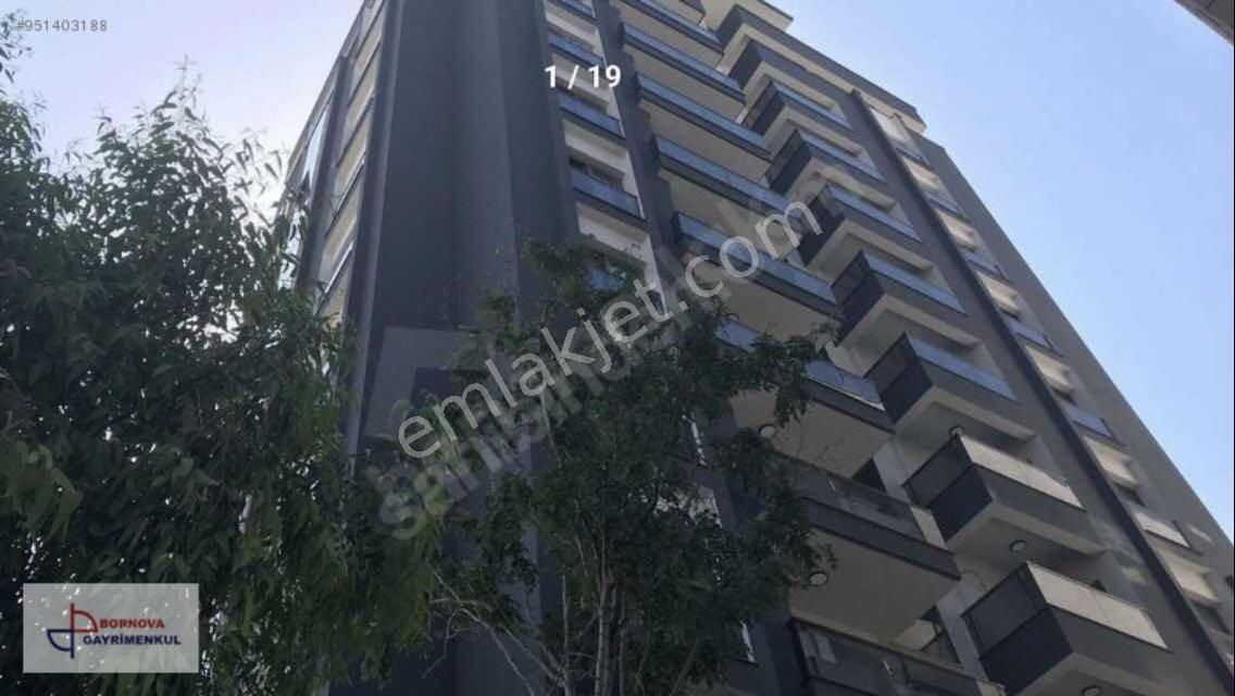 Emlakçıdan İzmir Bornova Çınar Mahallesi 2+1 Satılık Daire 920.000 TL