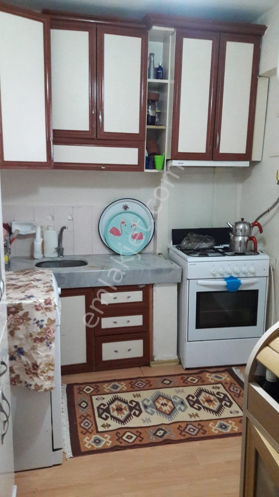 Gemlik Satılık Daire 2+1 Cadde Üstü Kiracılı Daire - Görsel 2