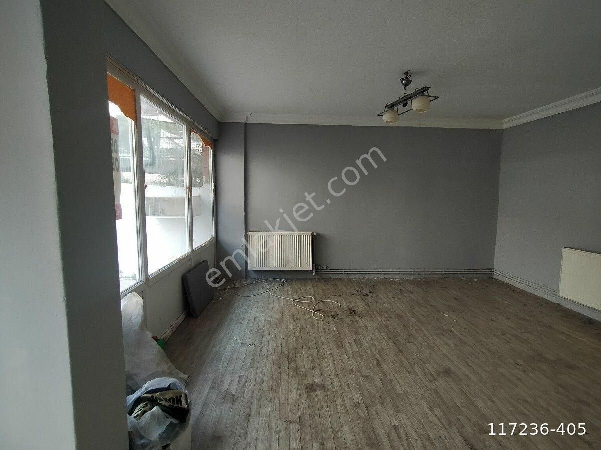 Avcılar Denizköşkler Kiralık Dükkan & Mağaza merkezde içi yapılı kiralık dükkan