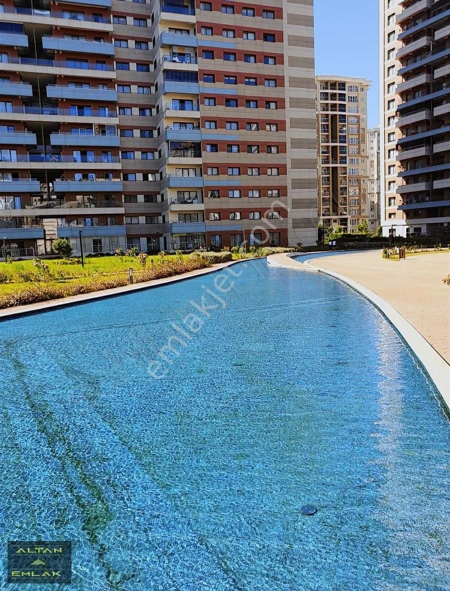 Başakşehir Başakşehir Satılık Daire Bulvar İstanbul 2+1 Suitable For CitizenShip *For Sale*