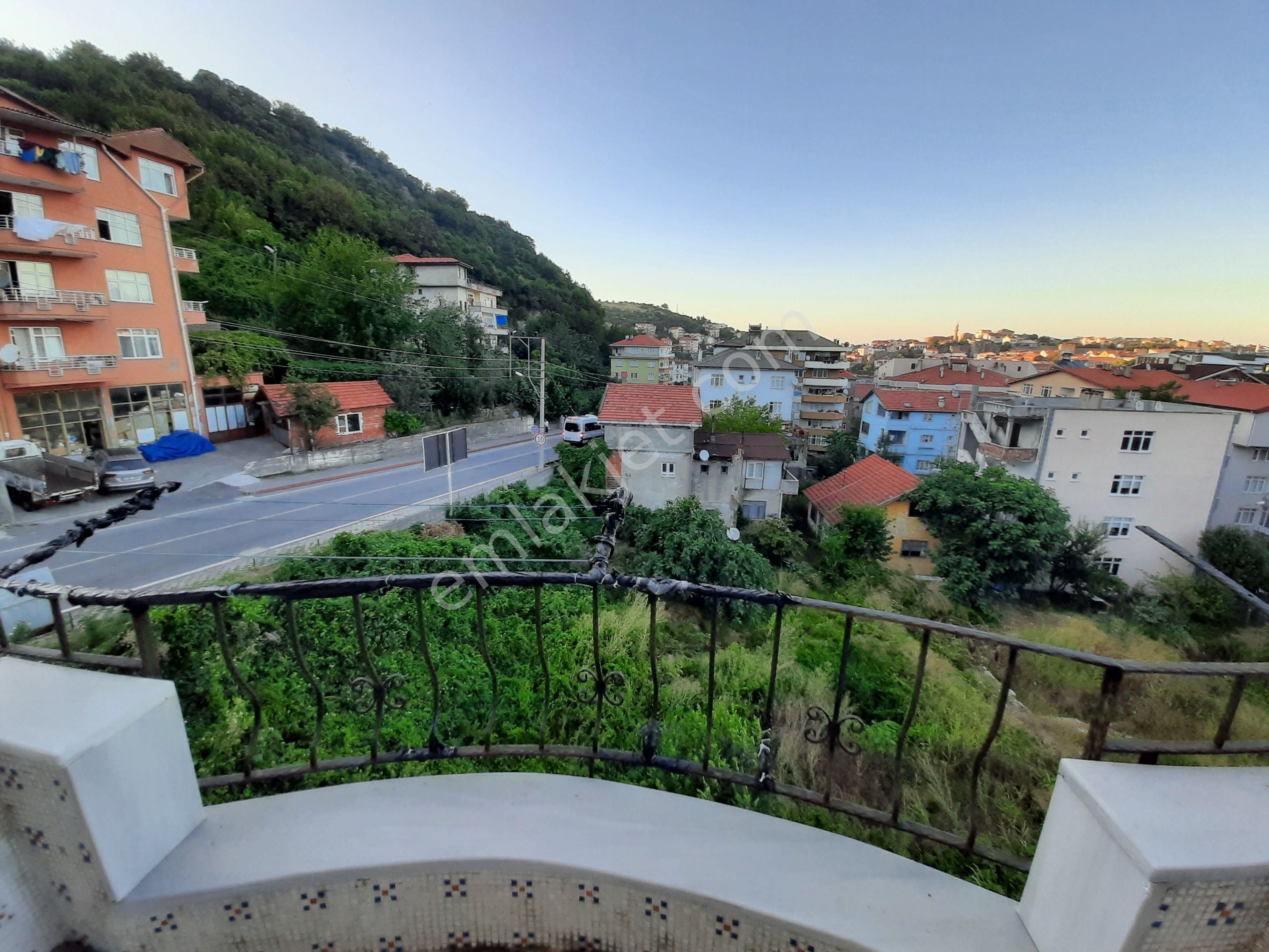 amasra kum mahallesi satilik daire emlakjet