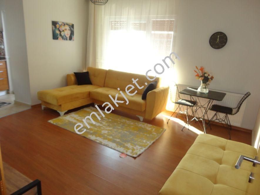 Maltepe Kiralık Daire Full Eşyalı Deprem Yönetmelikli Arakat 1+1