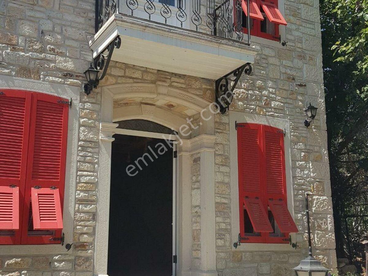 Rose Emlak'tan Satılık Emsalsiz Taş Villa - Görsel 20